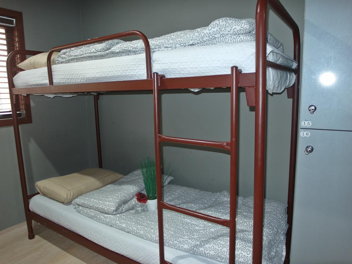 Fnstay Muslim Friendly Guesthouse Seoul Exteriör bild