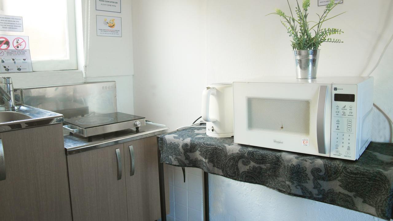 Fnstay Muslim Friendly Guesthouse Seoul Exteriör bild